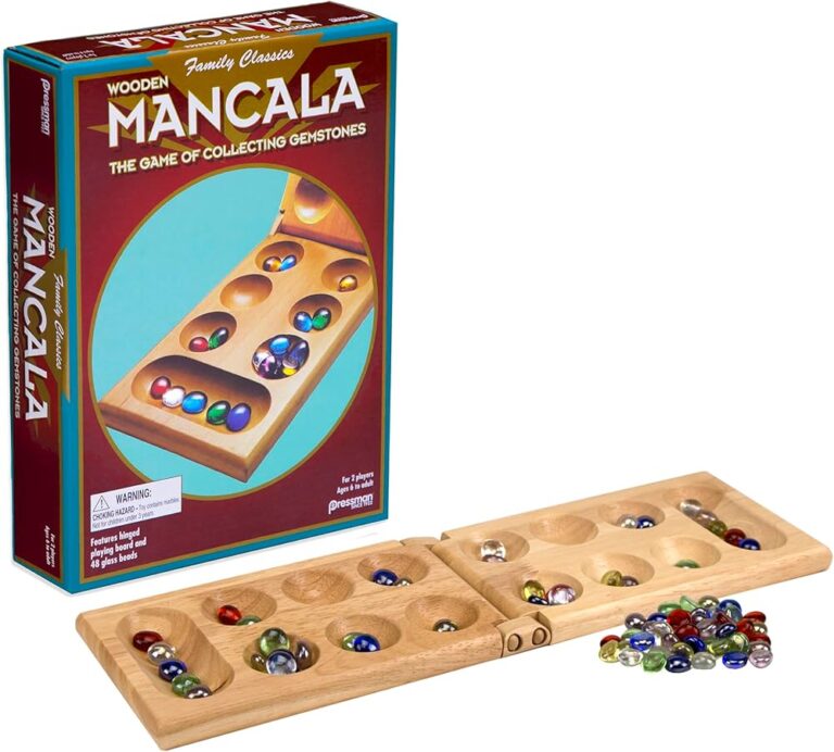 Boîte du jeu de société traditionnel Mancala en bois.
