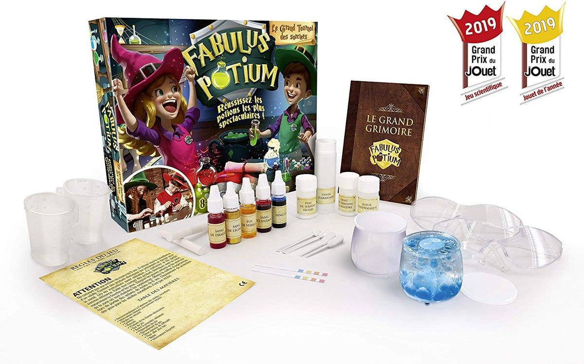 Détail des cartes de sortilèges et ingrédients de Fabulus Potium.