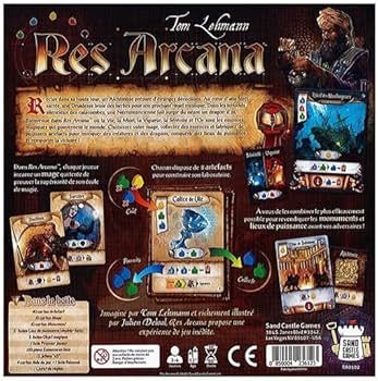 Gros plan sur les cartes illustrées et pions d'Arcana