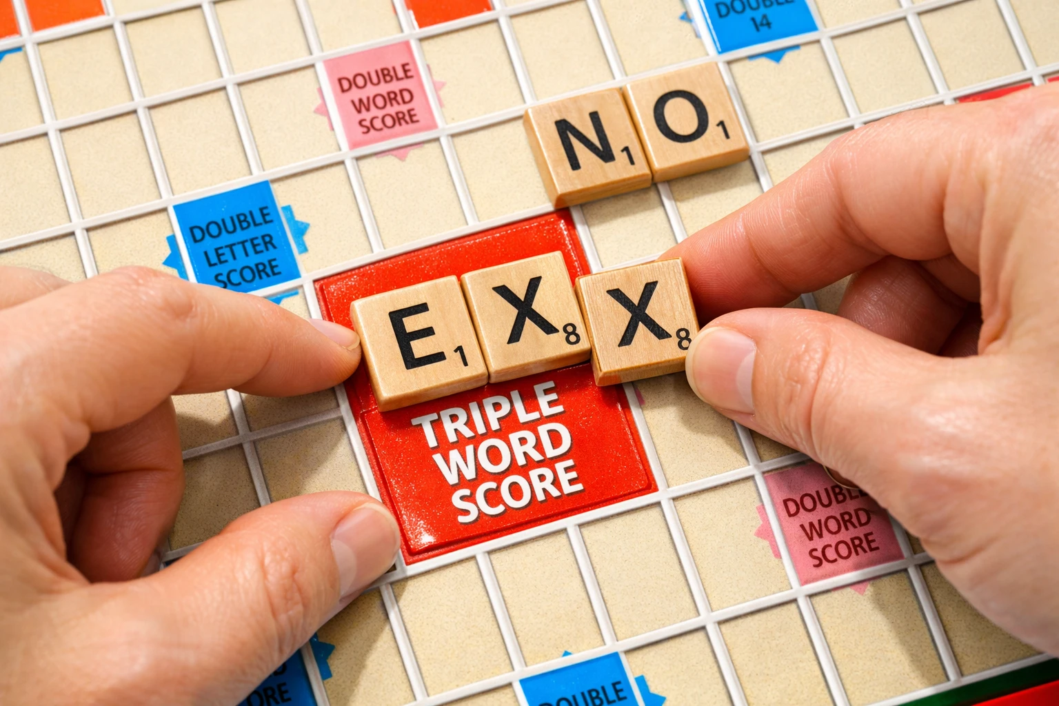 Scrabble : ces mots de 2 lettres qui vont rendre vos amis fous