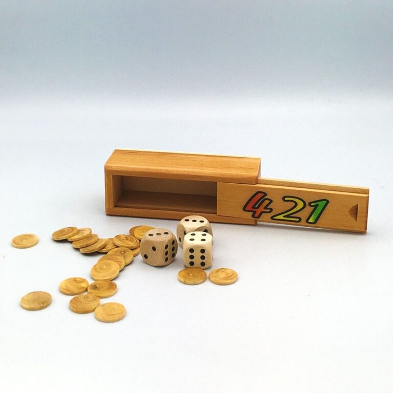 La boîte officielle du jeu de dés traditionnel 421.