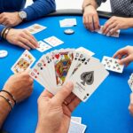 Belote à 5 joueurs : comment adapter les règles