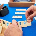 Rummikub : peut-on commencer ou finir avec un joker ?